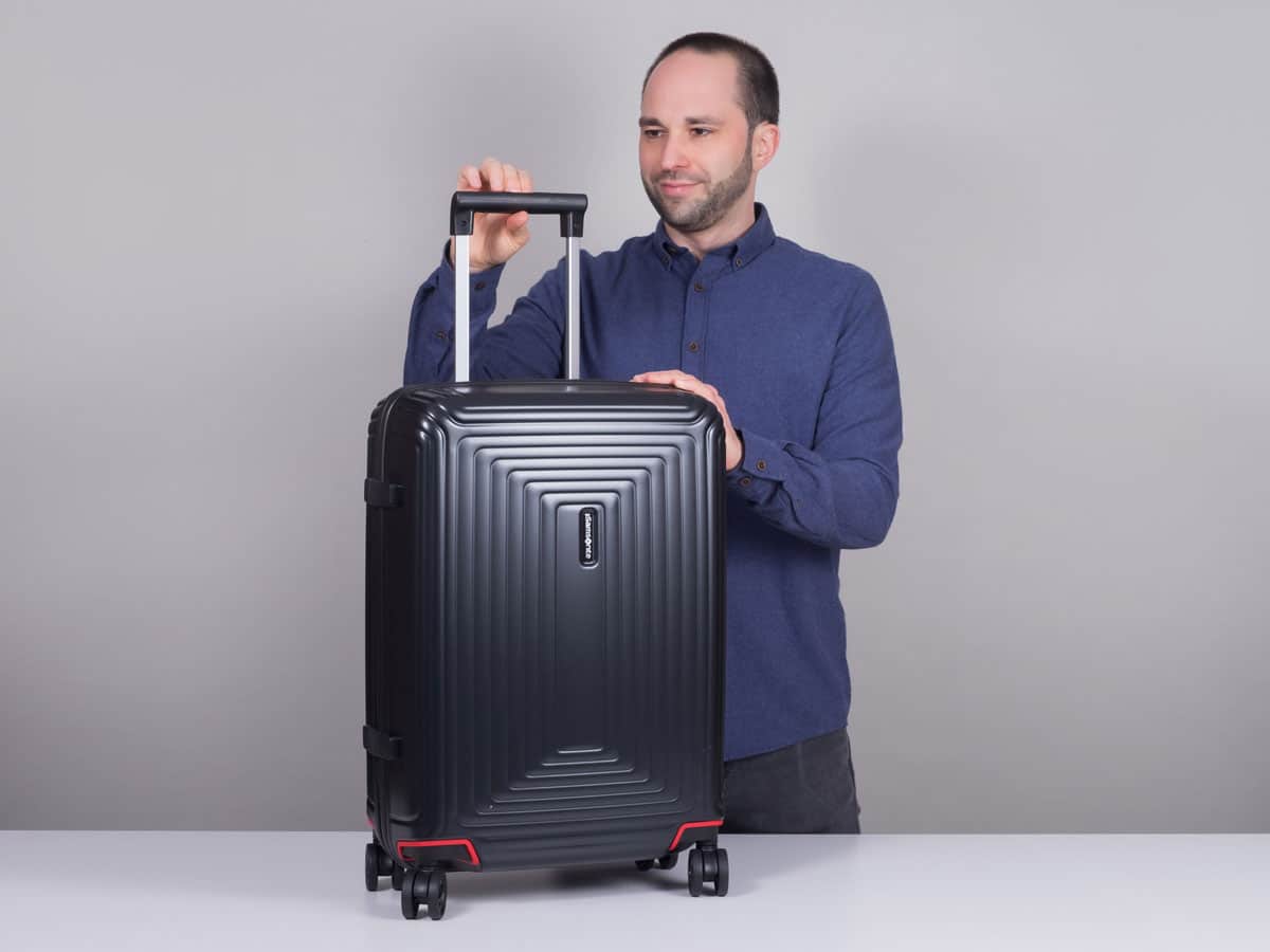 Samsonite Neopulse Spinner L