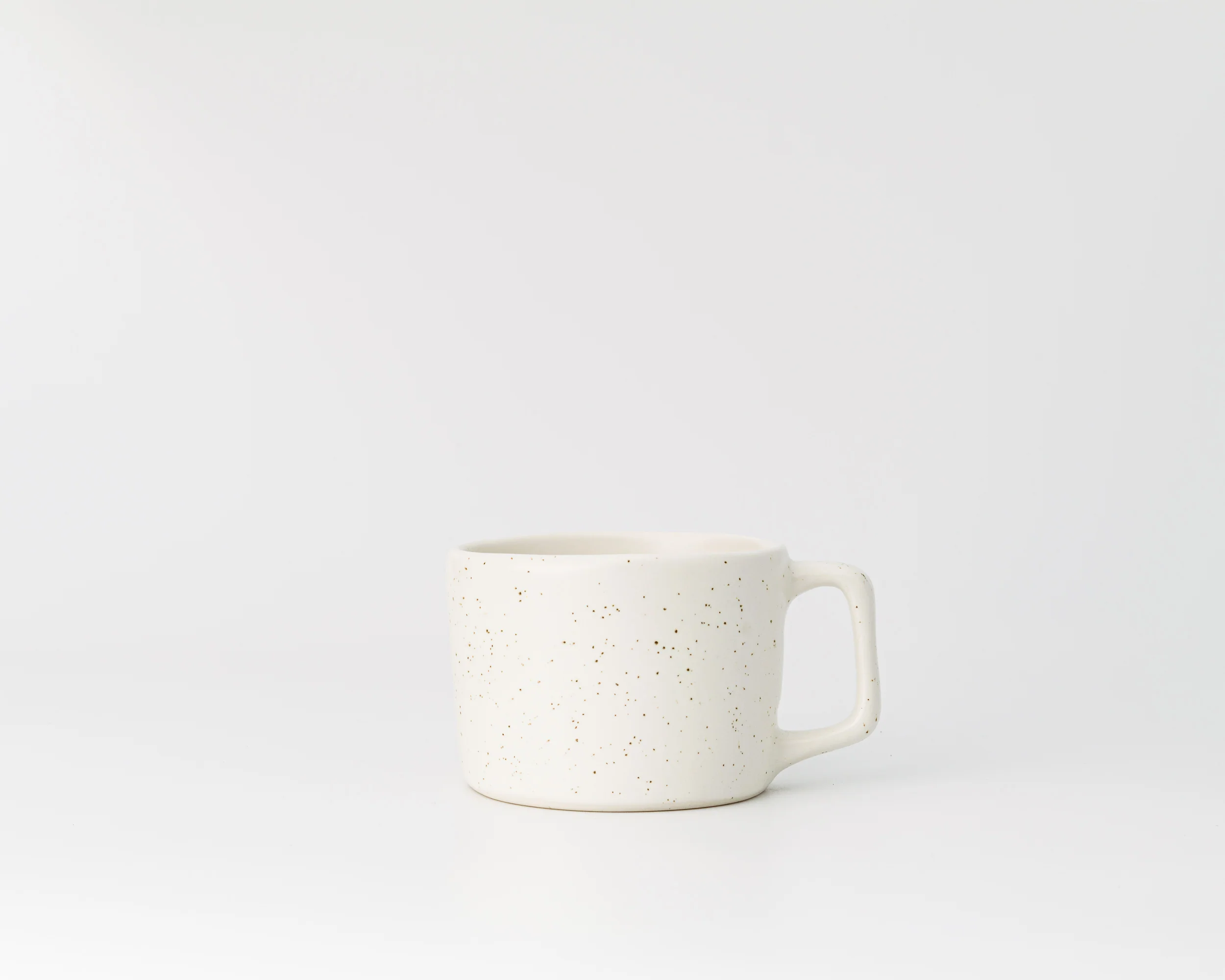 Haand Short Mug, 10 oz
